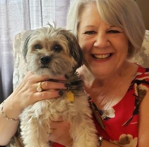 Meet your Posher, Lynette